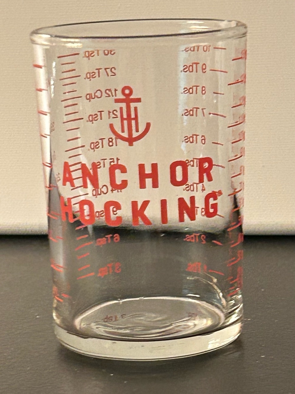 Anchor Hocking 5oz measuring glass